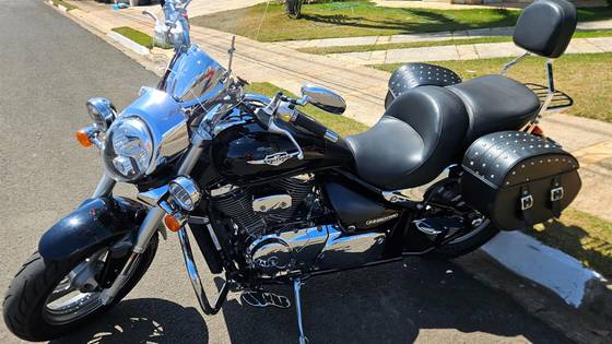 SUZUKI BOULEVARD M800R 